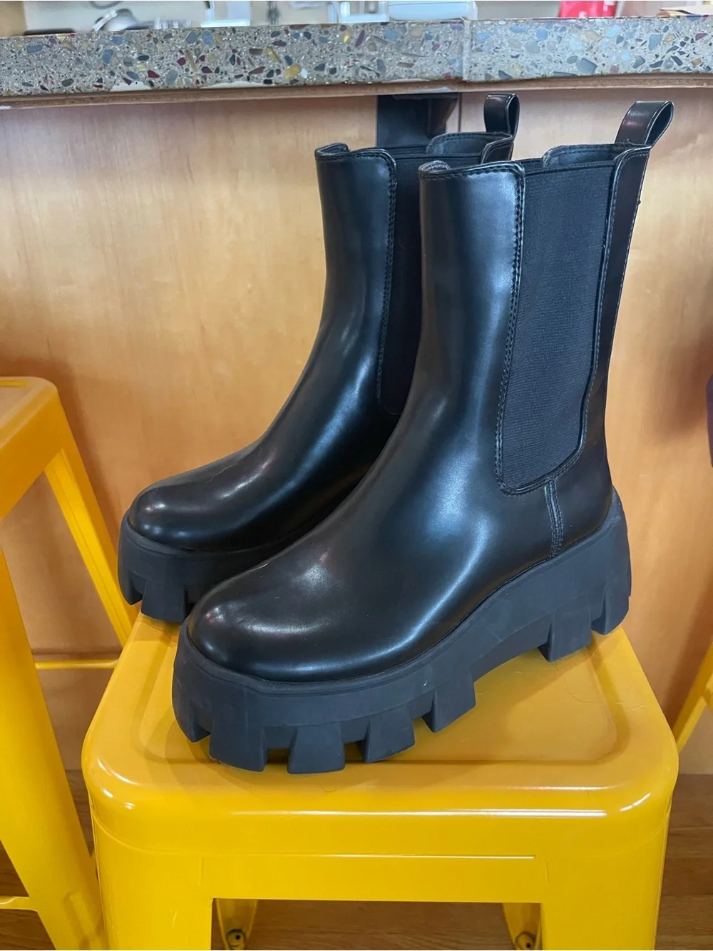 NEW Circus by Sam Edelman Black Platform Chelsea Boots